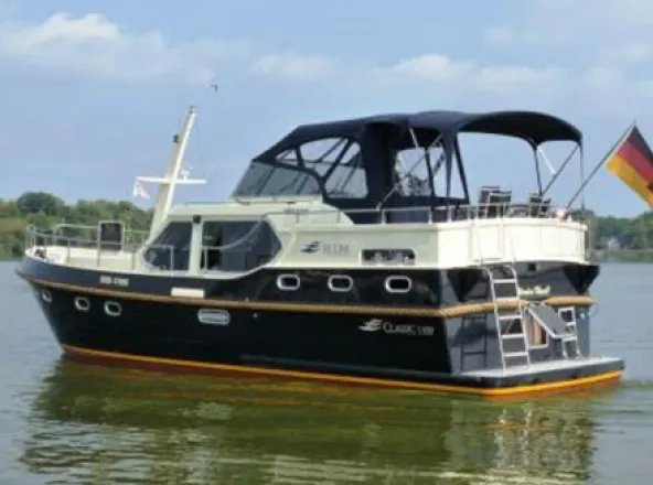 Seiten- und Heckansicht Kapt´n Jack 